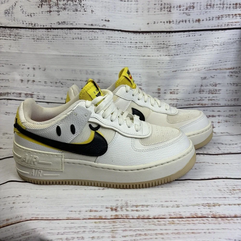 Nike Air Force 1 Shadow 'Go the Extra Smile' White Sneakers, Size 7.5 DO5872-100